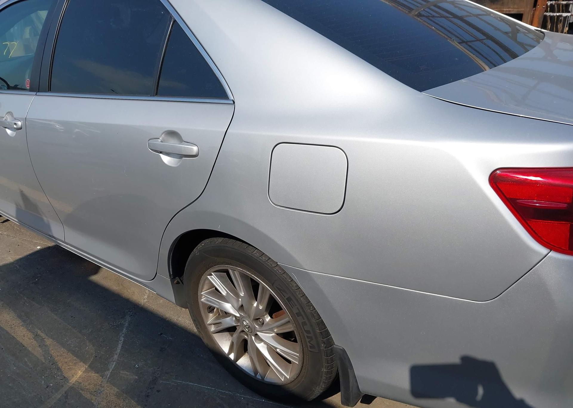 2014 TOYOTA CAMRY