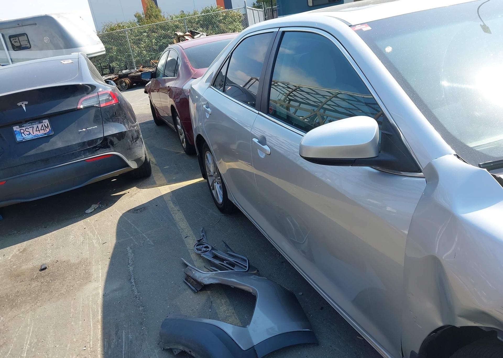 2014 TOYOTA CAMRY
