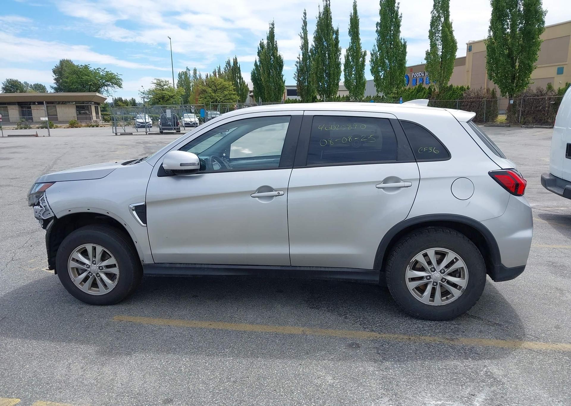 2023 MITSUBISHI RVR