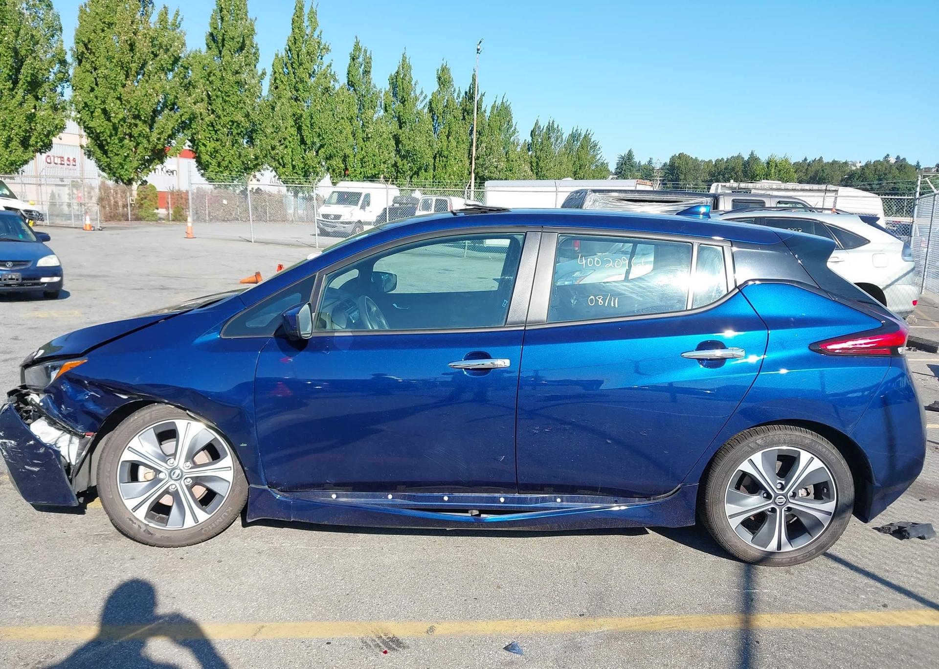 2020 NISSAN LEAF