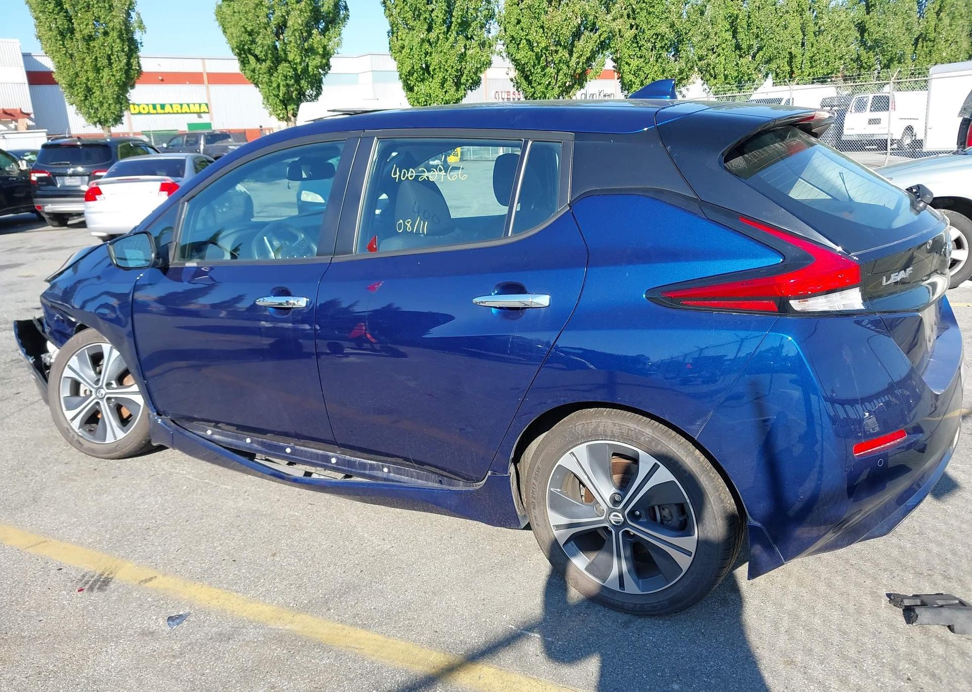 2020 NISSAN LEAF