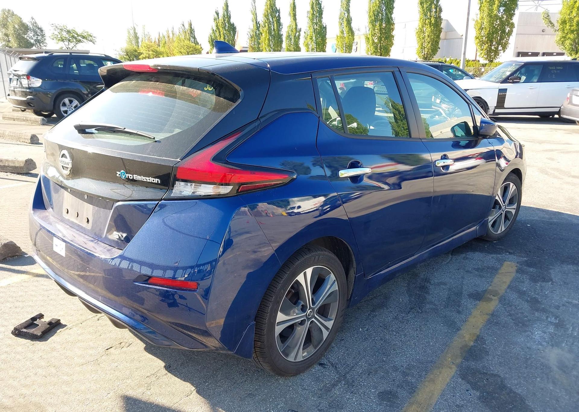 2020 NISSAN LEAF