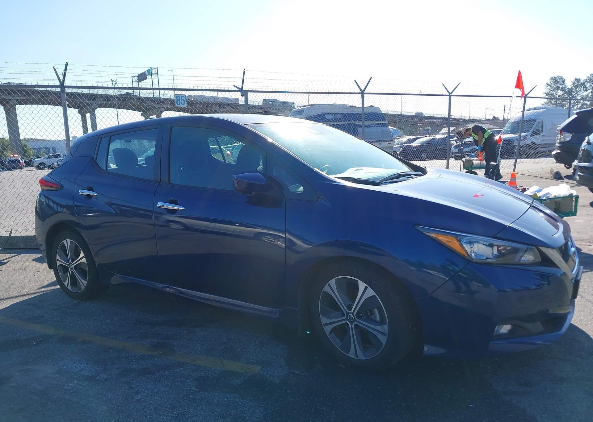 2020 NISSAN LEAF