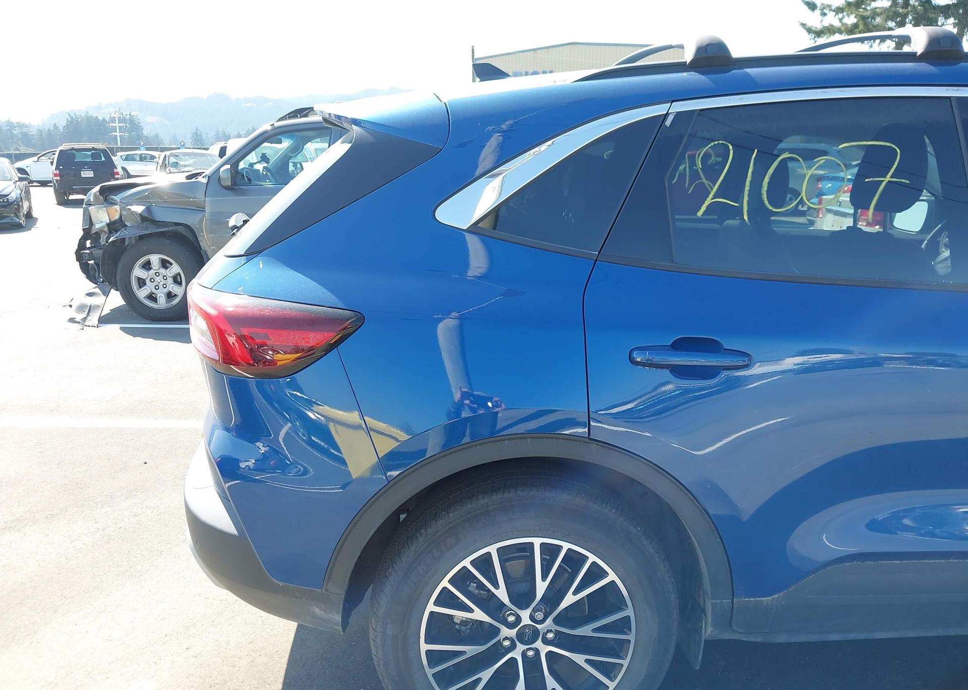 2023 FORD ESCAPE