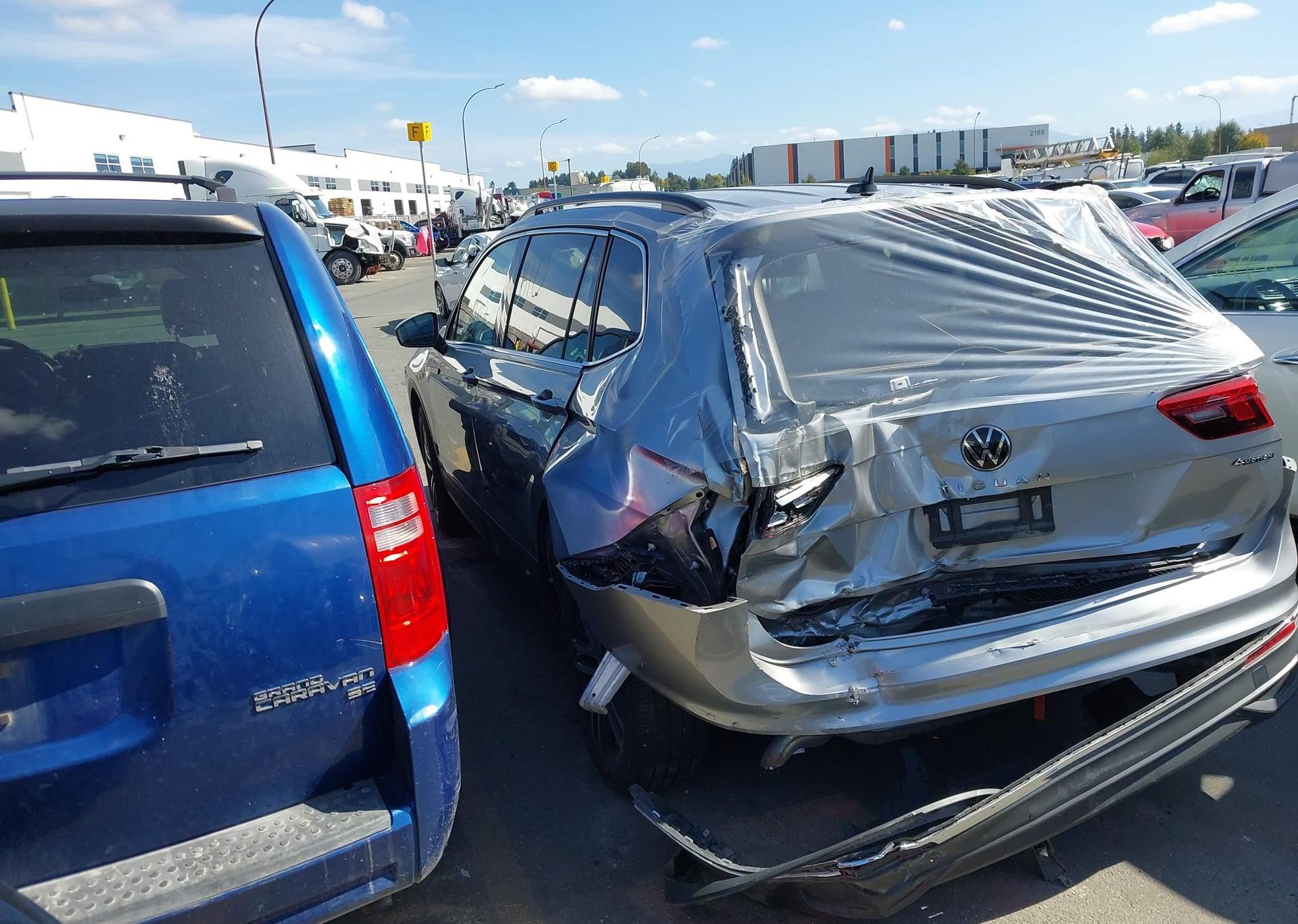 2023 VOLKSWAGEN TIGUAN SE