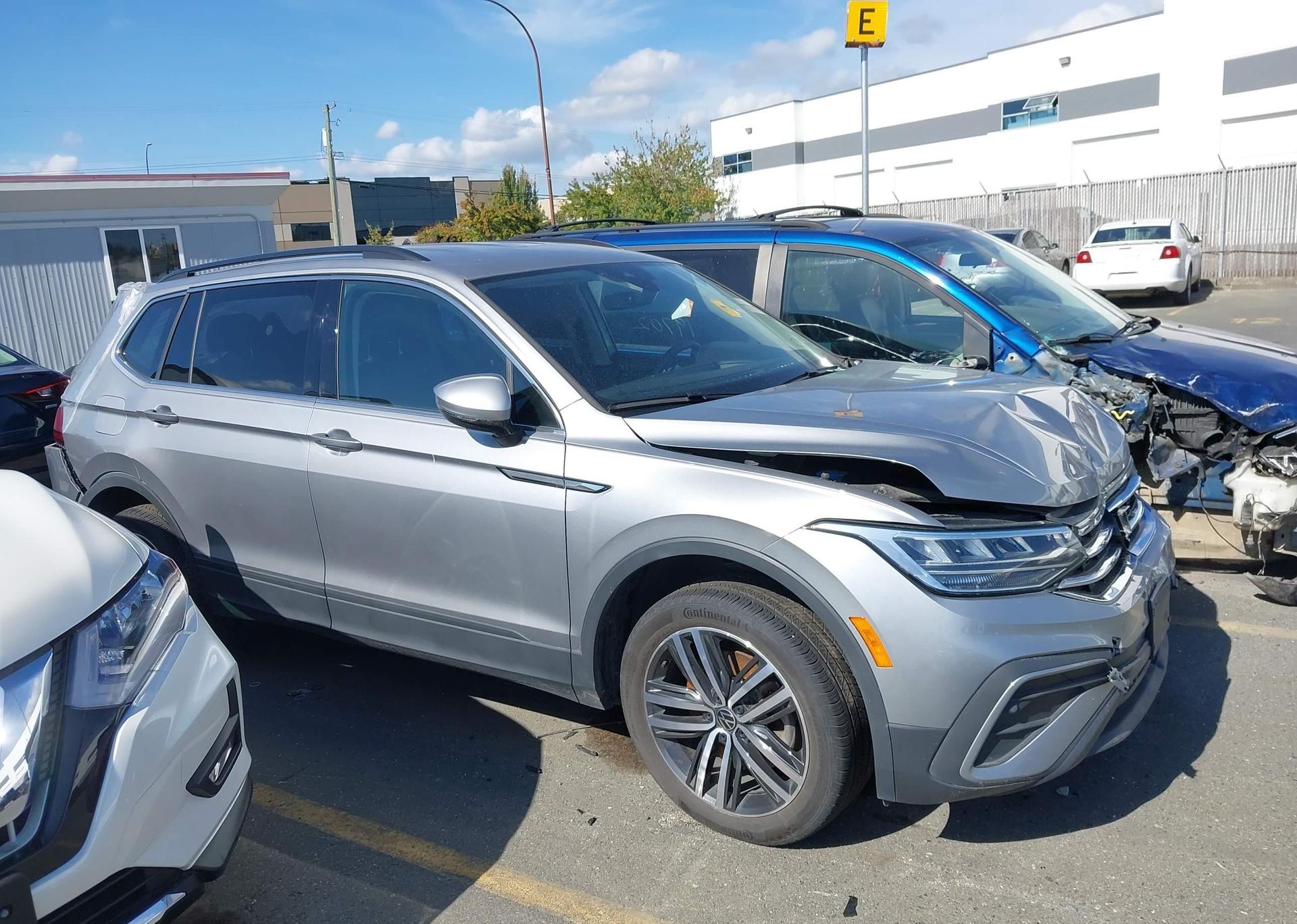 2023 VOLKSWAGEN TIGUAN SE