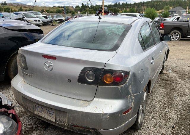 2004 MAZDA 3 S