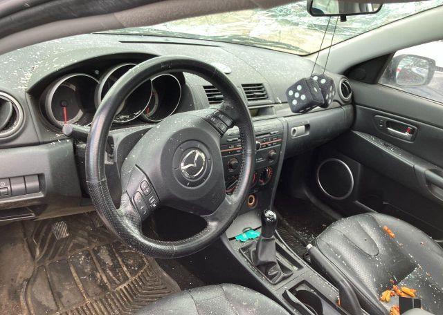 2004 MAZDA 3 S