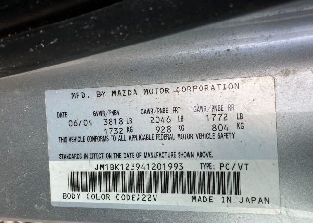 2004 MAZDA 3 S