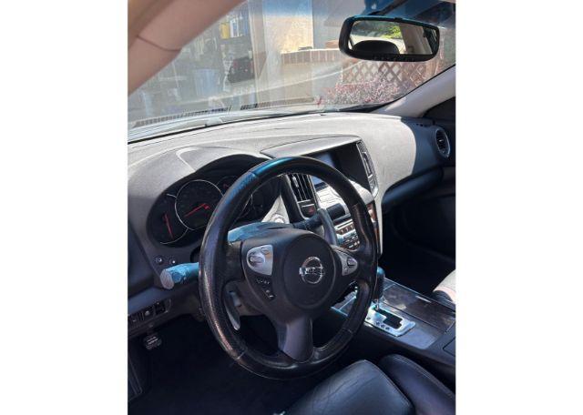 2010 NISSAN MAXIMA S