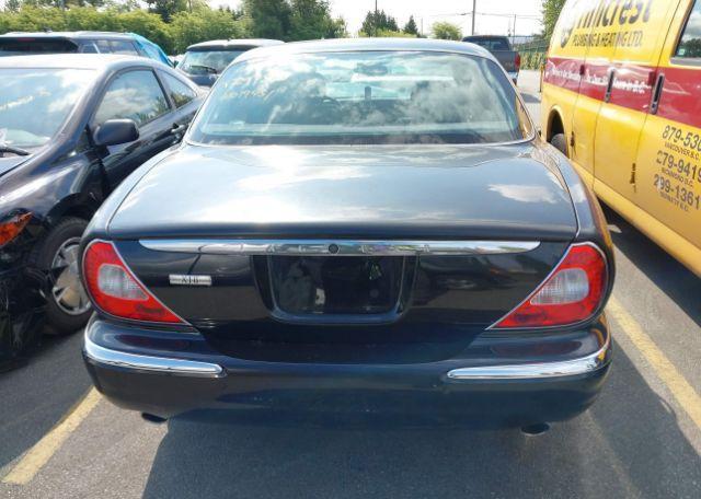 2004 JAGUAR XJ8