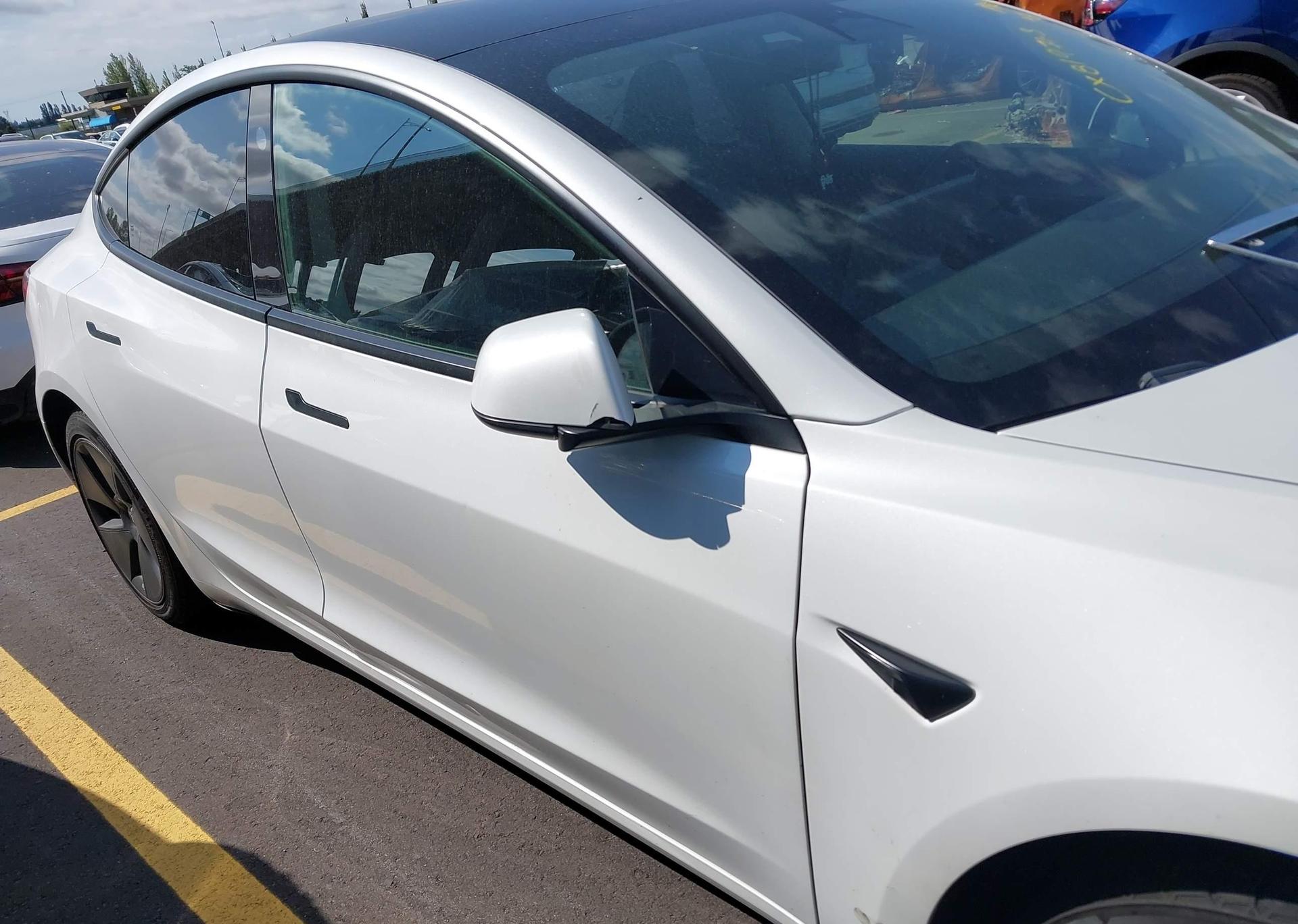 2021 TESLA MODEL 3