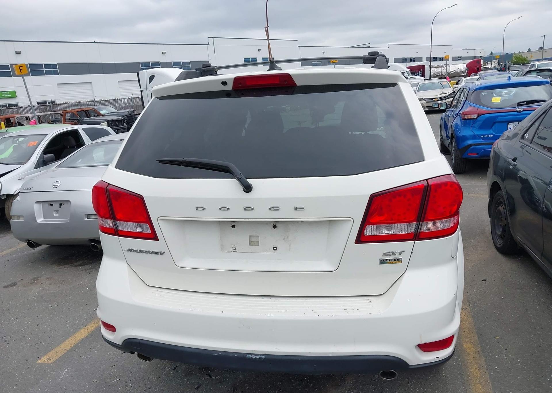 2014 DODGE JOURNEY SXT