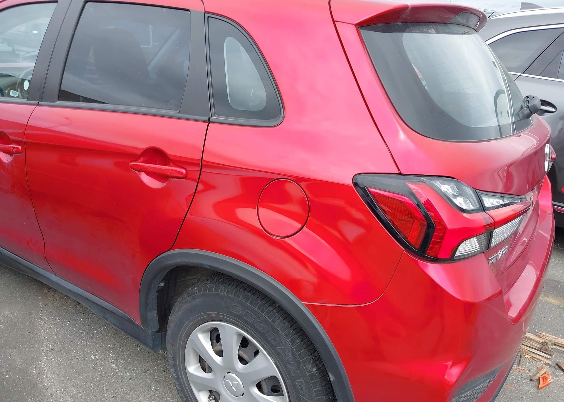 2021 MITSUBISHI RVR