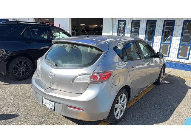 2011 MAZDA 3 I