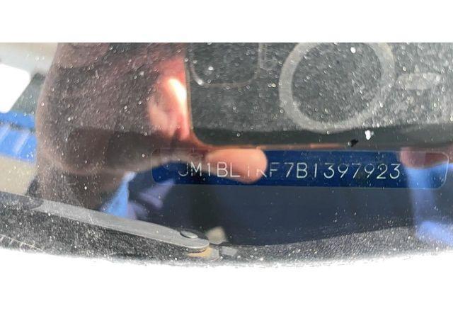 2011 MAZDA 3 I