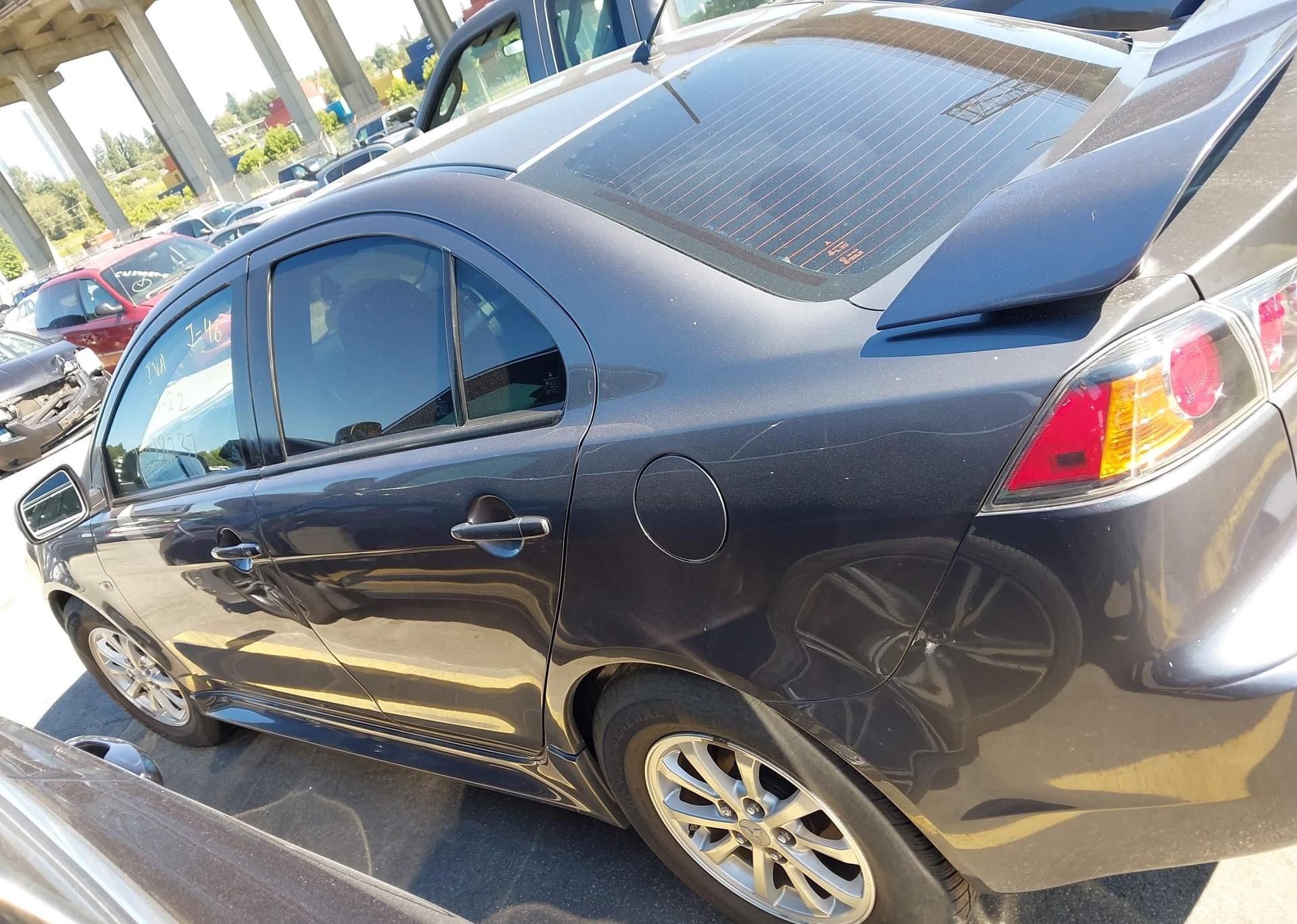 2010 MITSUBISHI LANCER ES