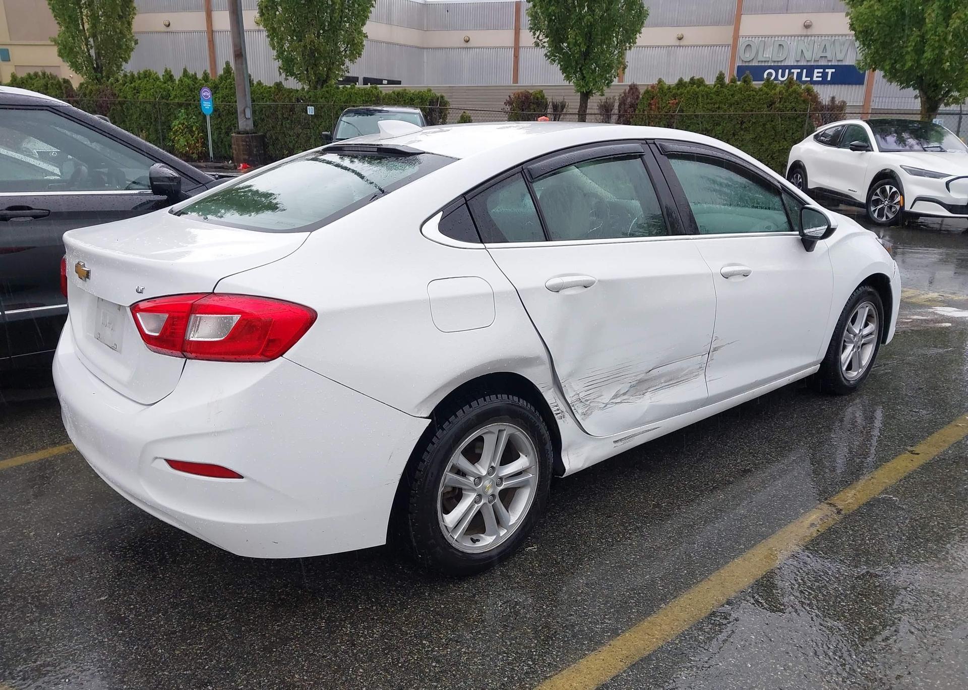 2017 CHEVROLET CRUZE