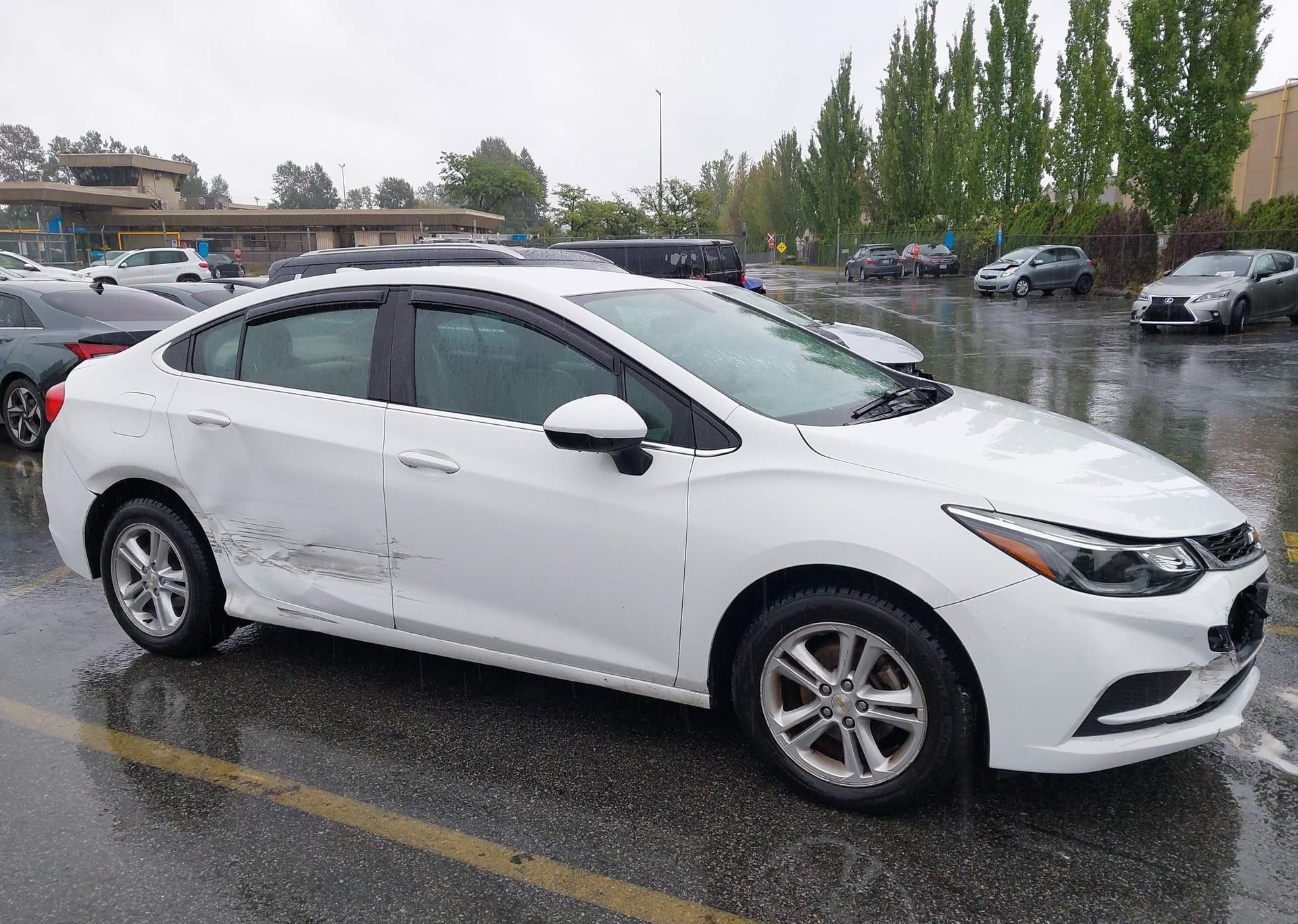2017 CHEVROLET CRUZE