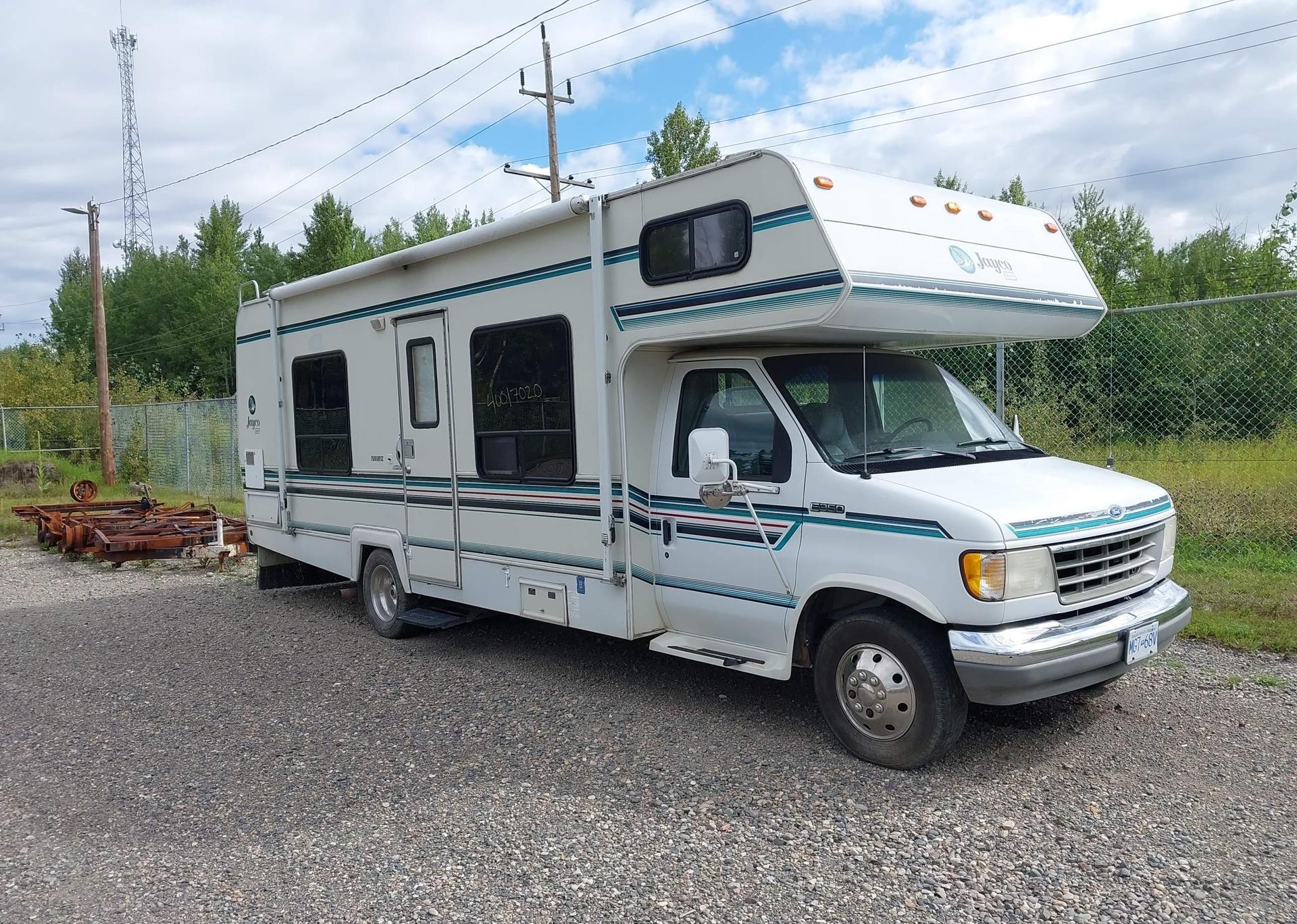 1992 FORD ECONOLINE E350 CUTAWAY VAN