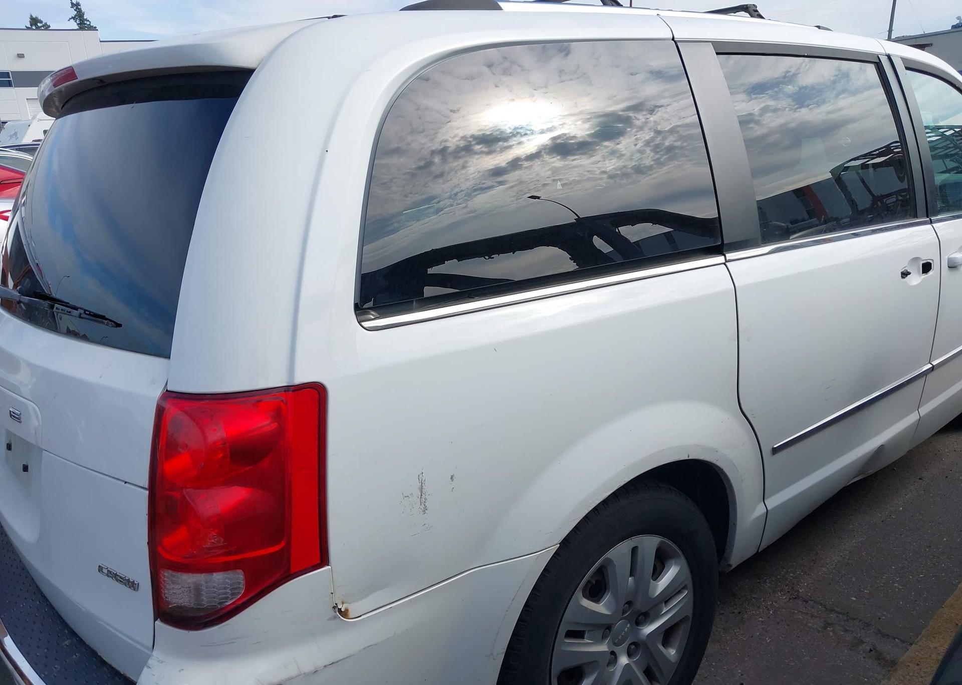 2014 DODGE GRAND CARAVAN CREW
