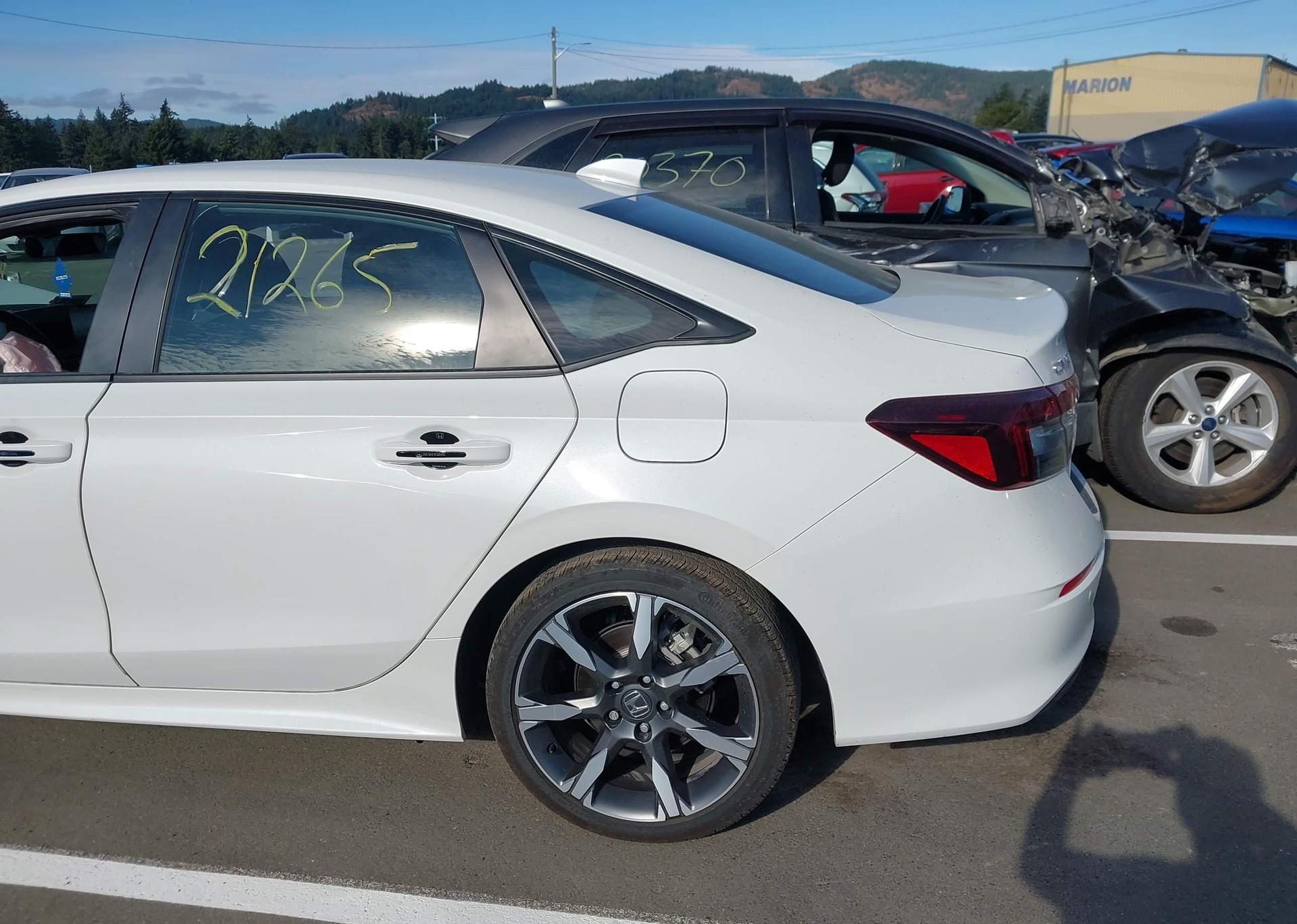 2025 HONDA CIVIC