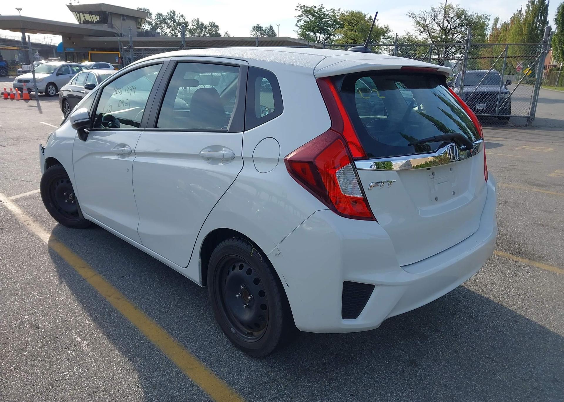 2015 HONDA FIT