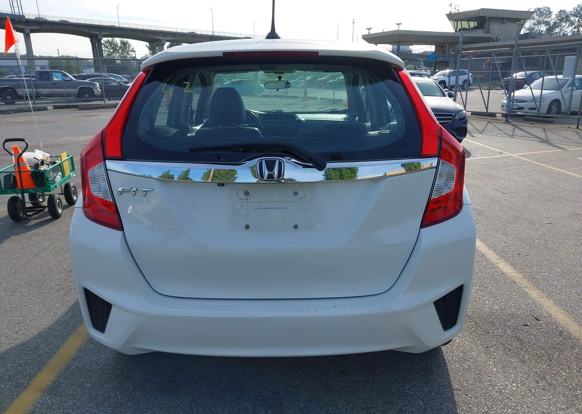 2015 HONDA FIT