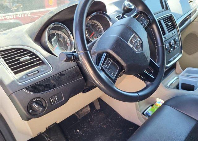 2016 DODGE GRAND CARAVAN SE
