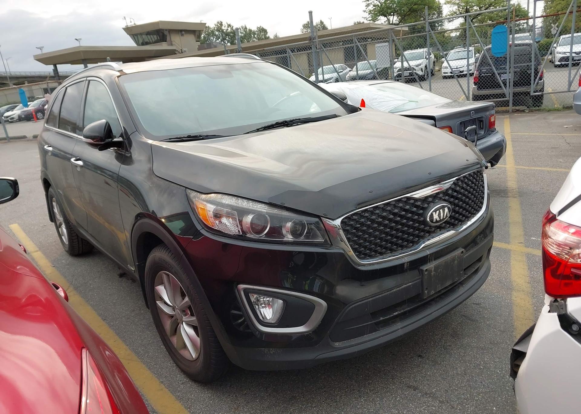 2016 KIA SORENTO LX