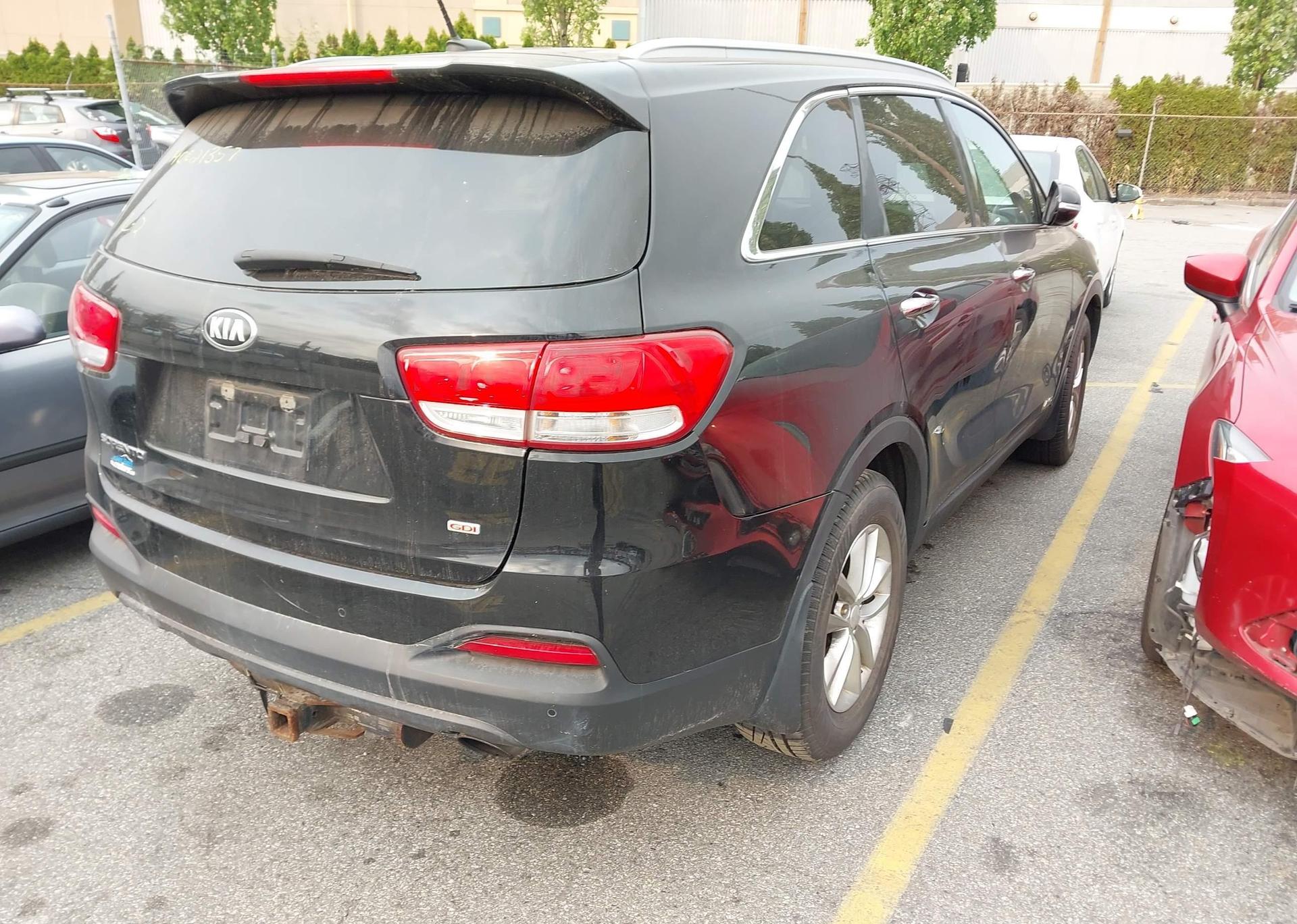 2016 KIA SORENTO LX