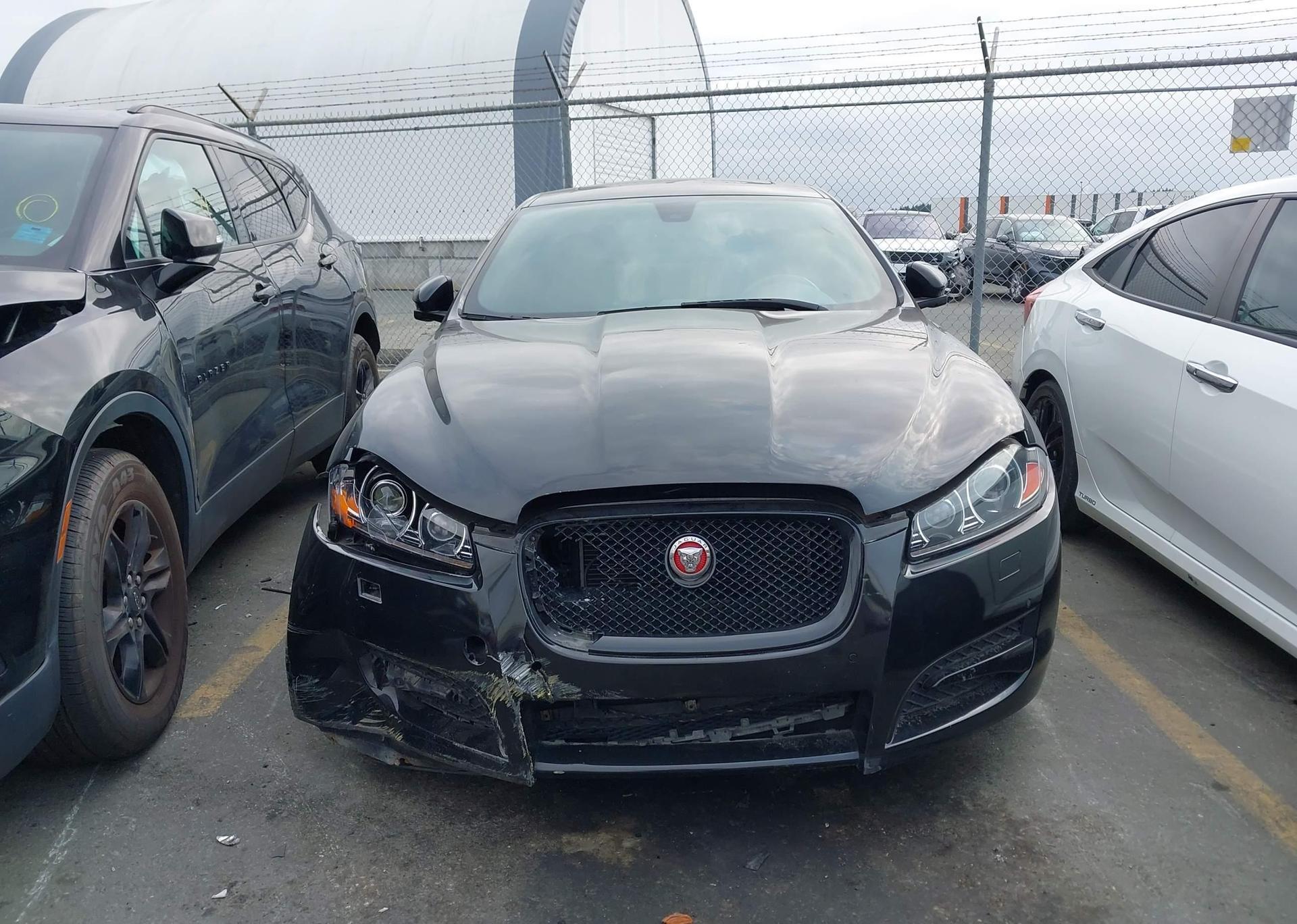 2015 JAGUAR XF