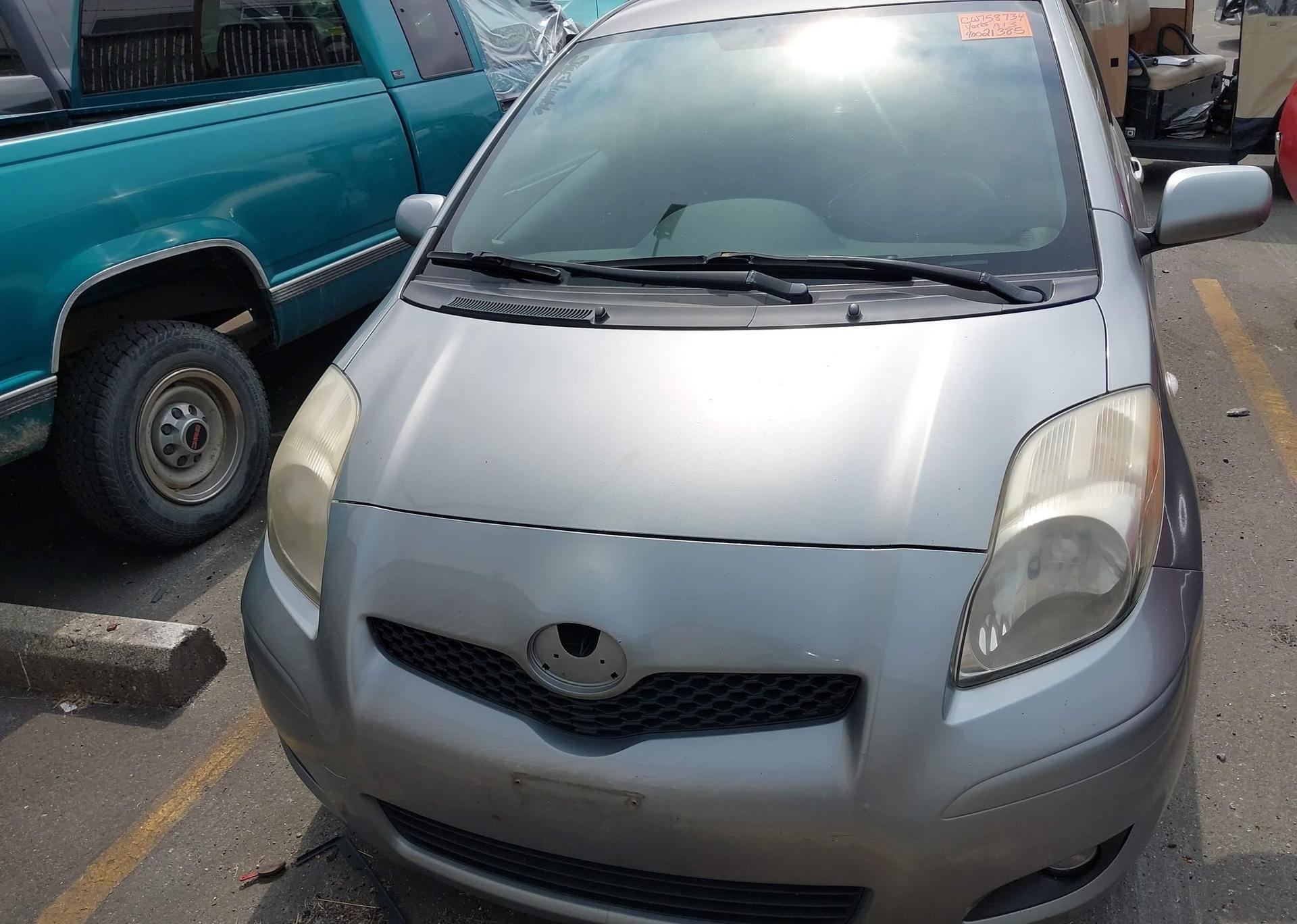 2010 TOYOTA YARIS