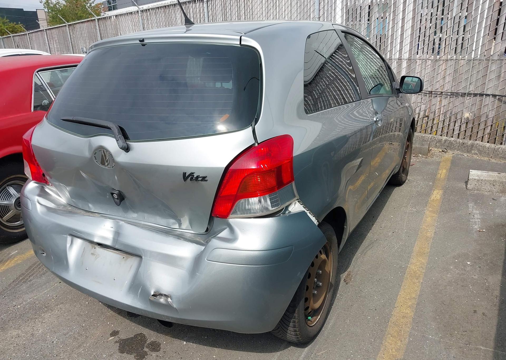 2010 TOYOTA YARIS