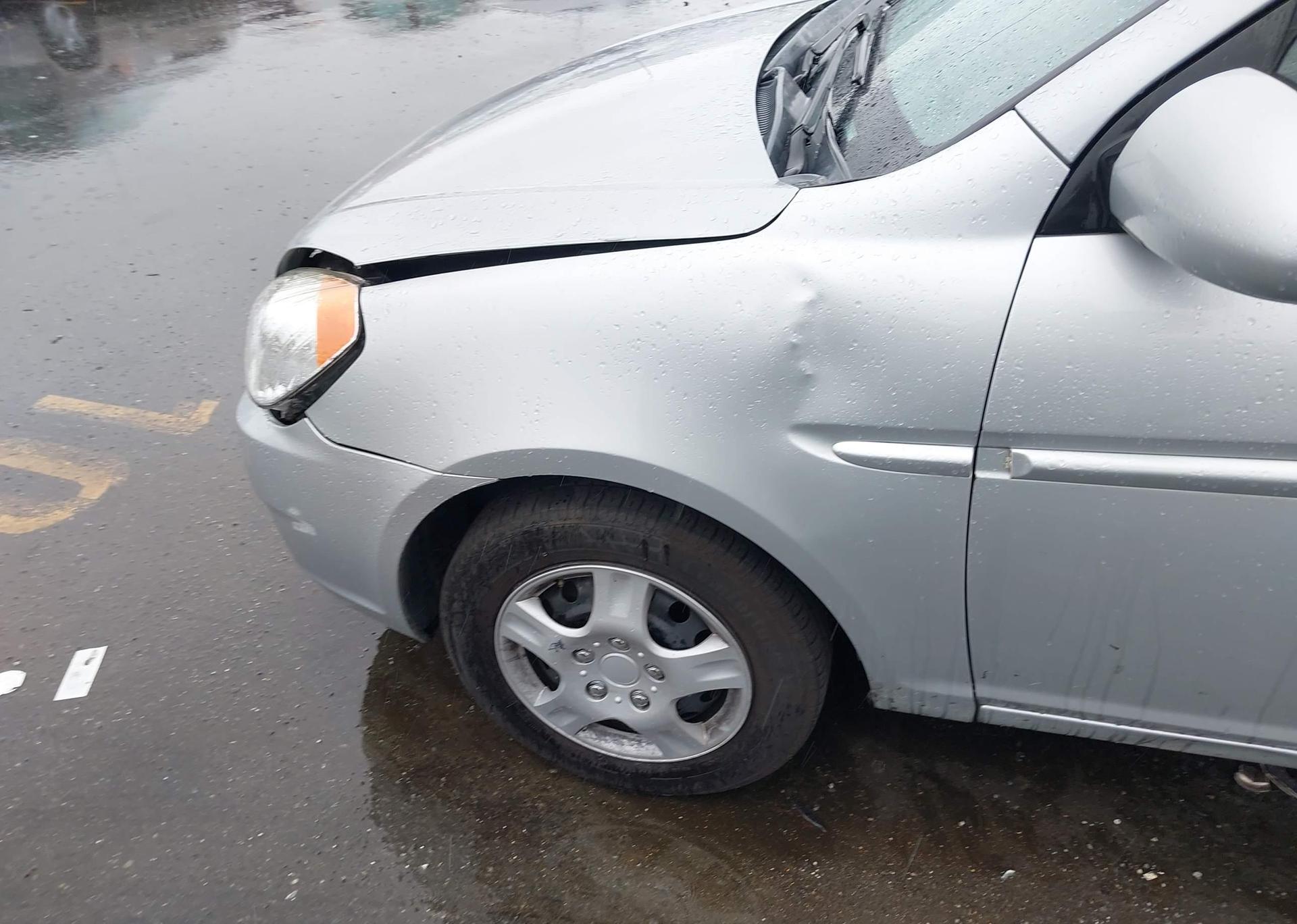 2009 HYUNDAI ACCENT GLS
