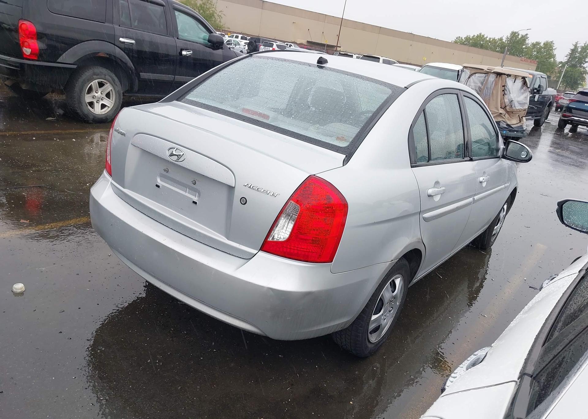 2009 HYUNDAI ACCENT GLS