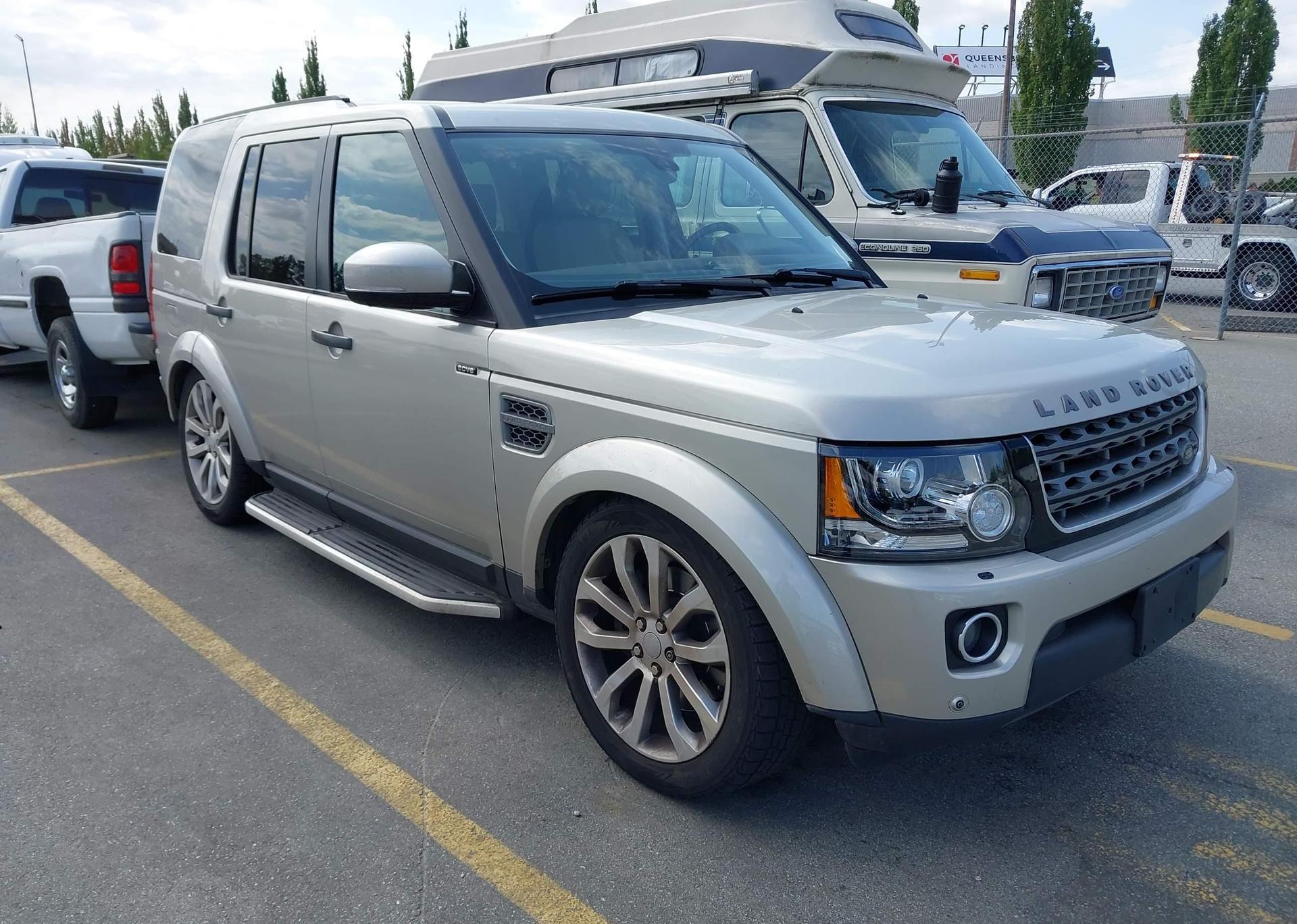 2015 LAND ROVER LR4