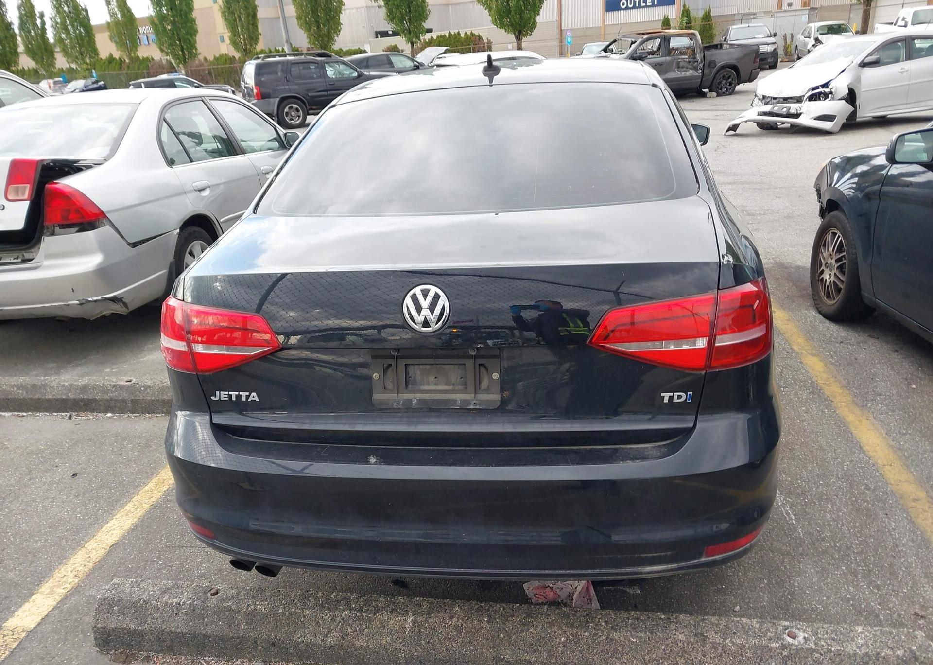 2015 VOLKSWAGEN JETTA