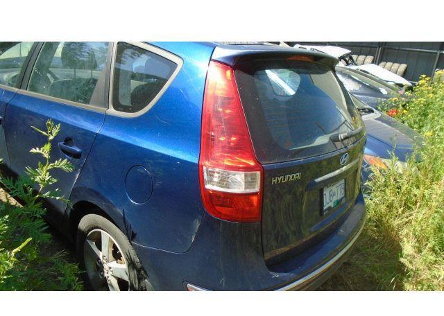 2011 HYUNDAI Elantra Touring GLS