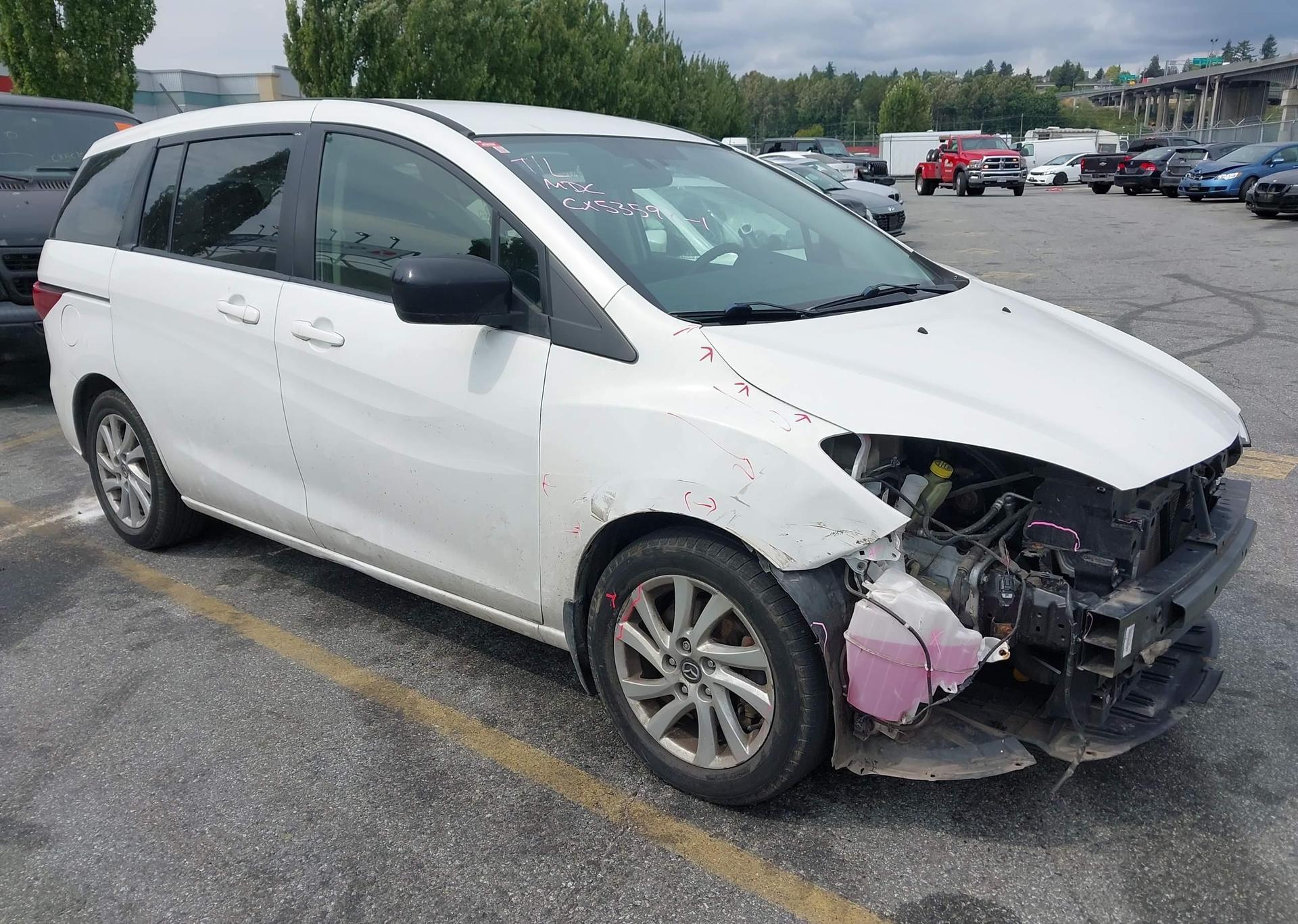 2013 MAZDA 5