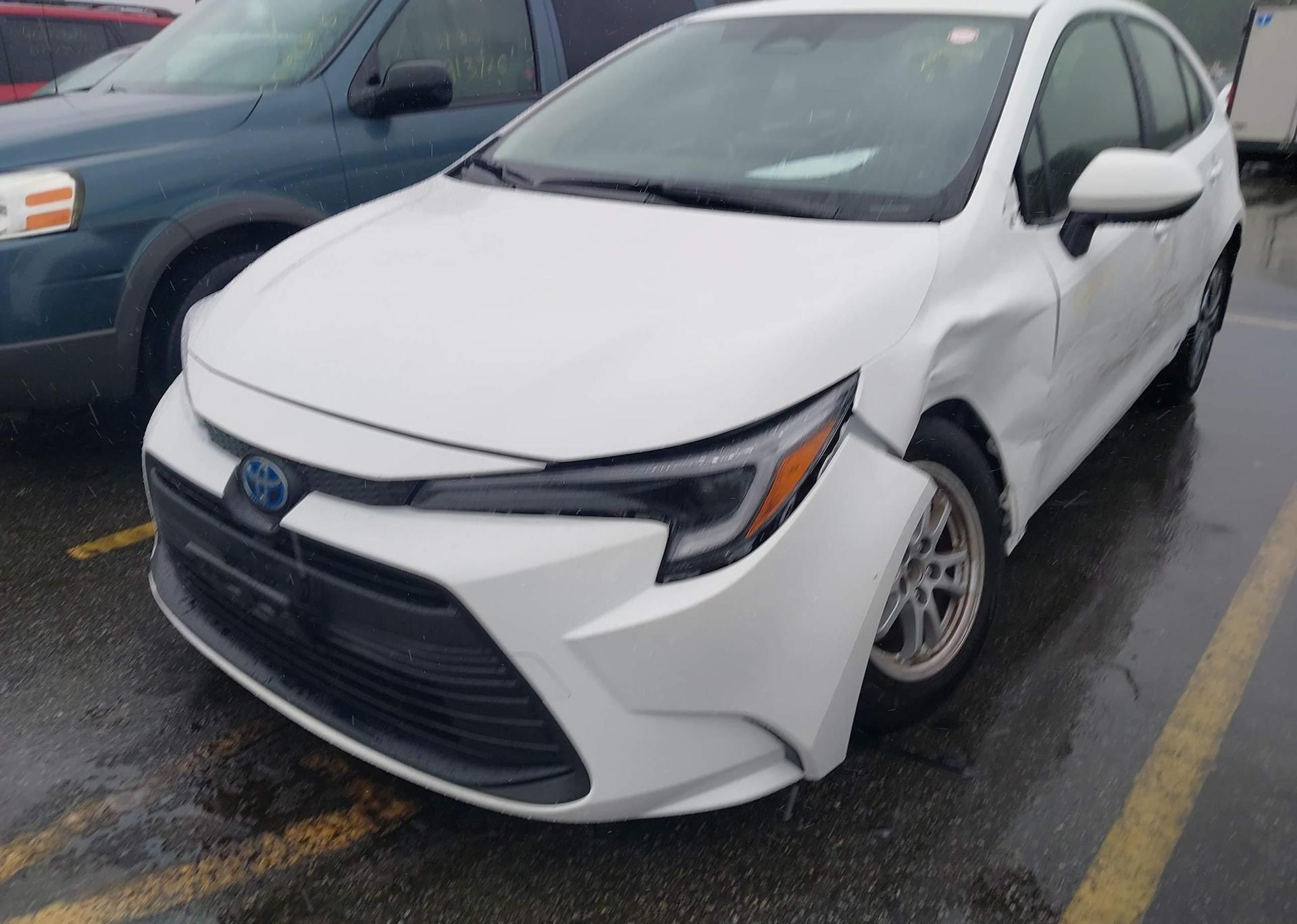 2024 TOYOTA COROLLA LE