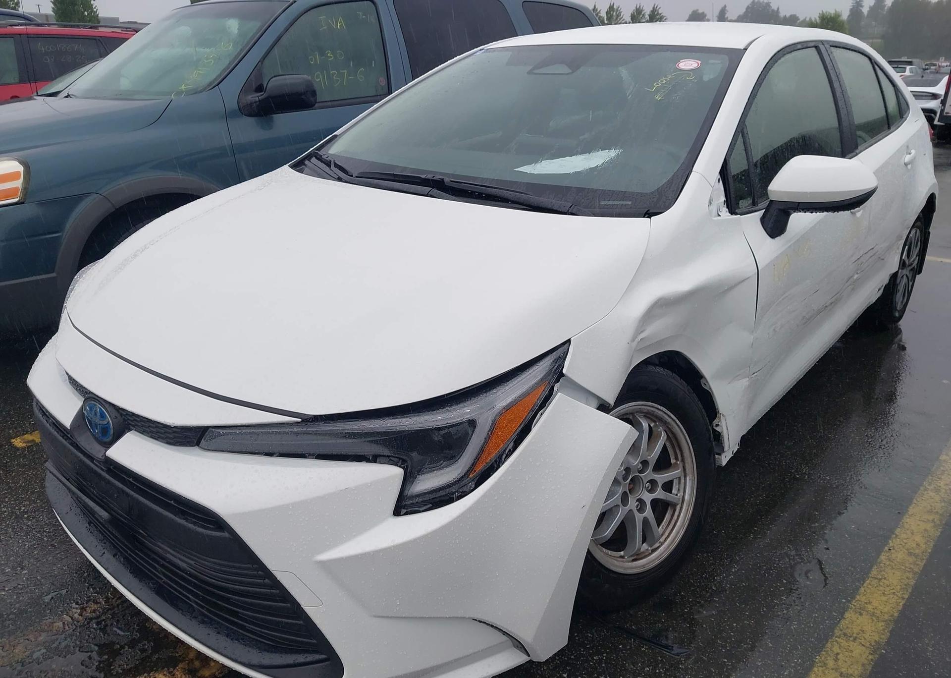 2024 TOYOTA COROLLA LE