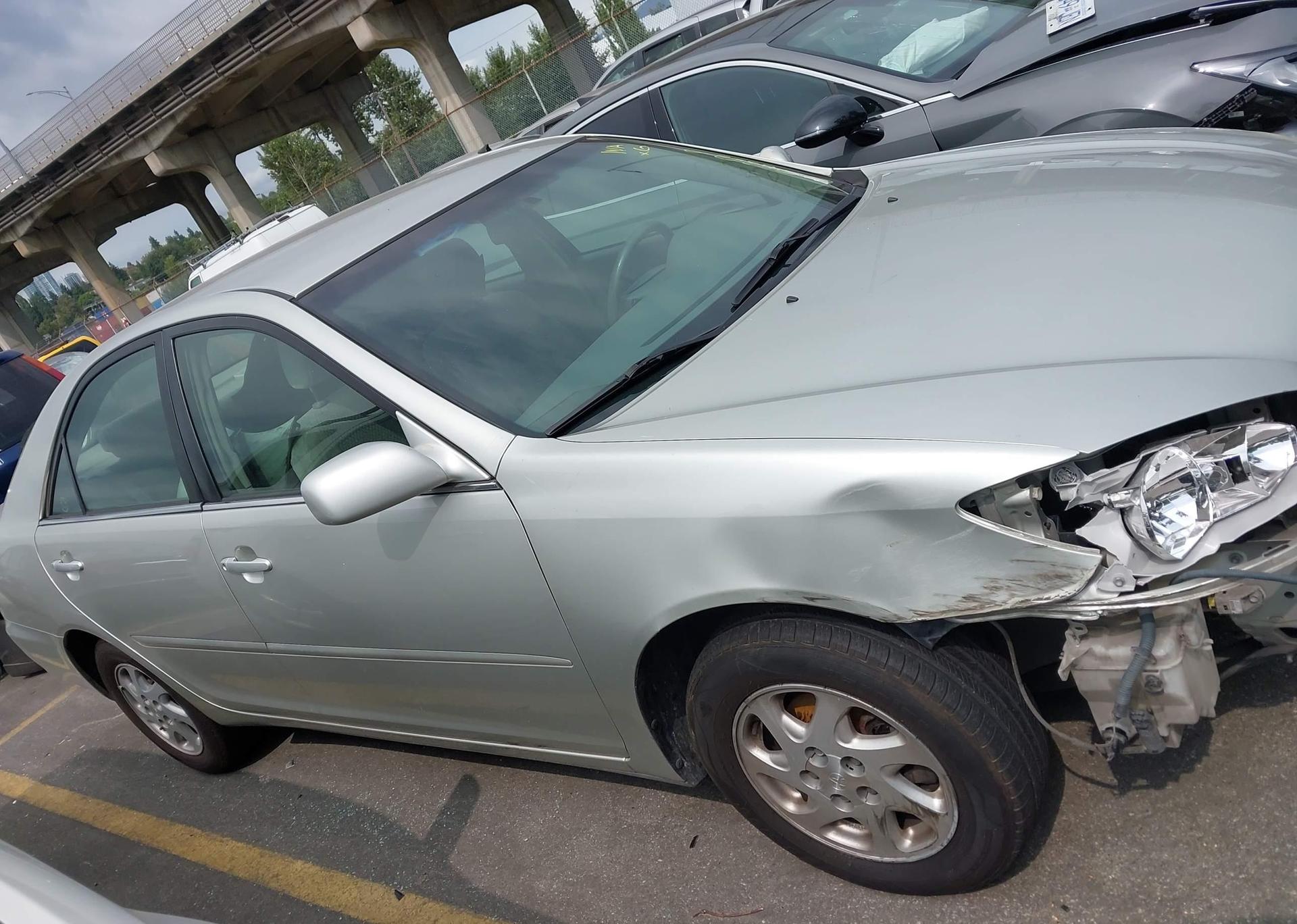 2002 TOYOTA CAMRY LE