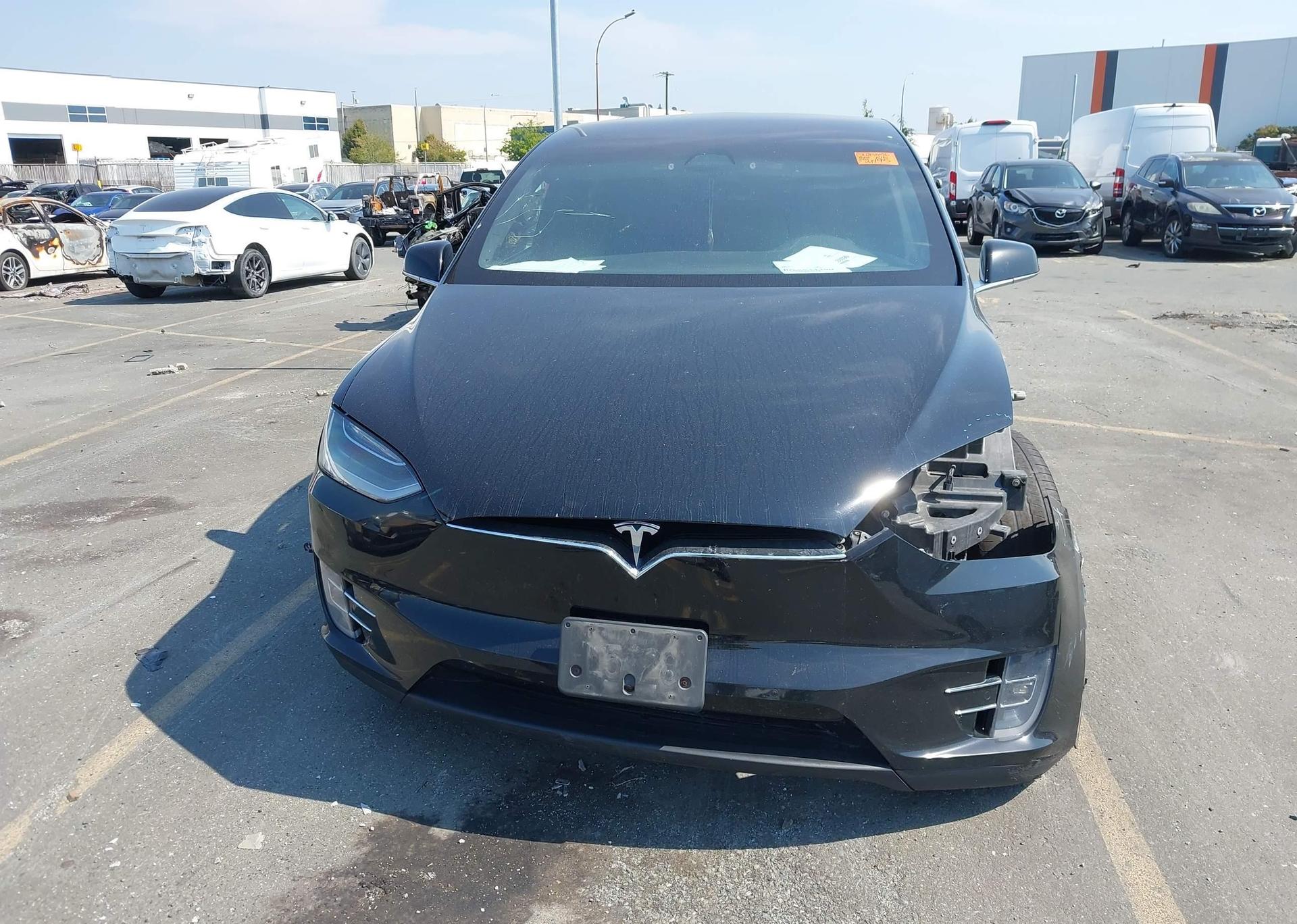 2018 TESLA X