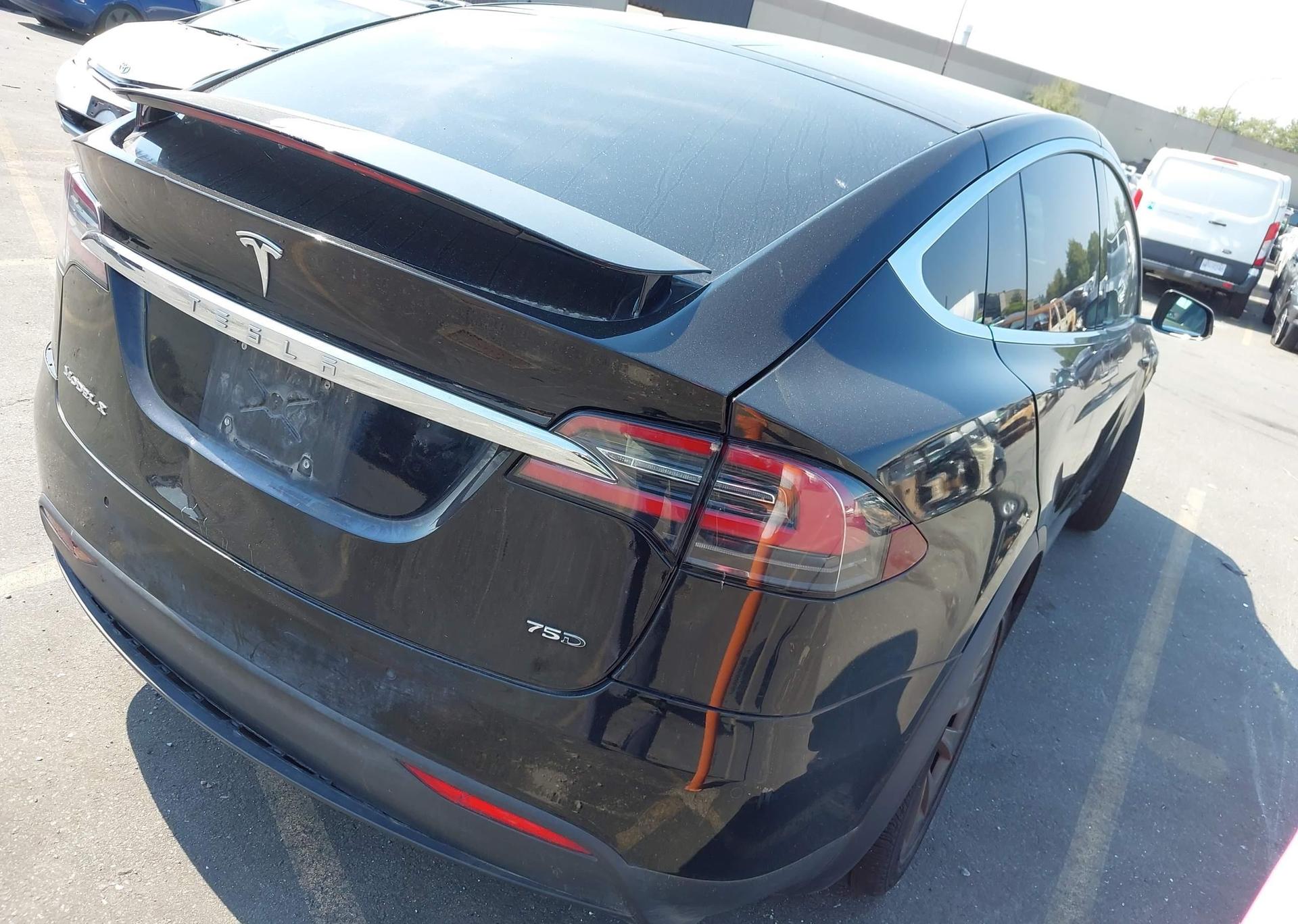 2018 TESLA X