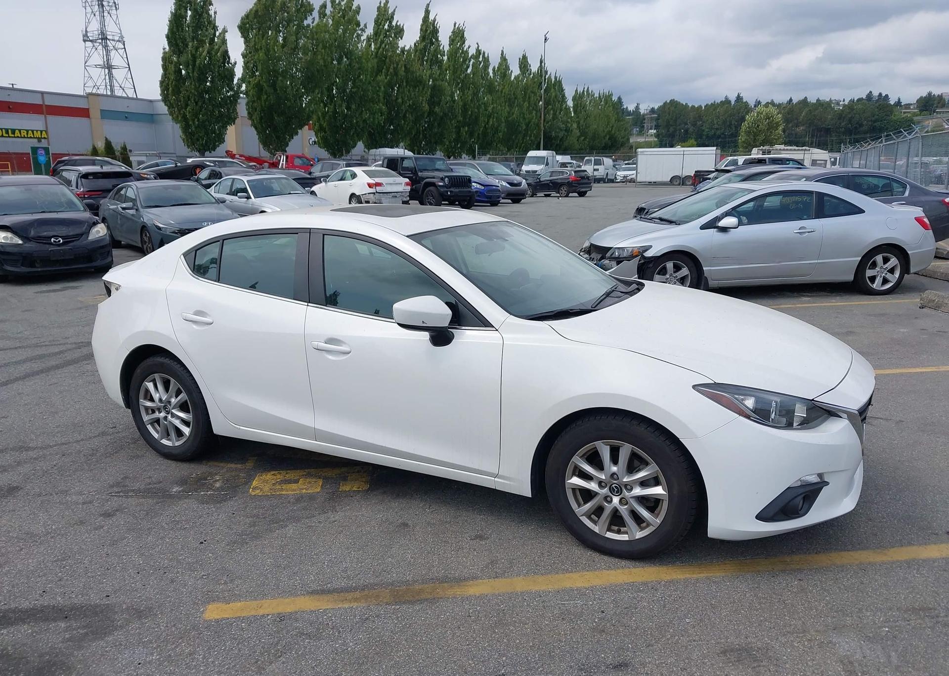 2015 MAZDA 3 TOURING