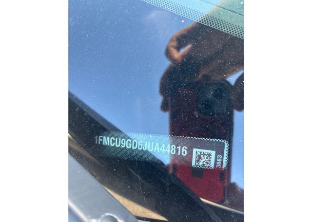 2018 FORD ESCAPE SE