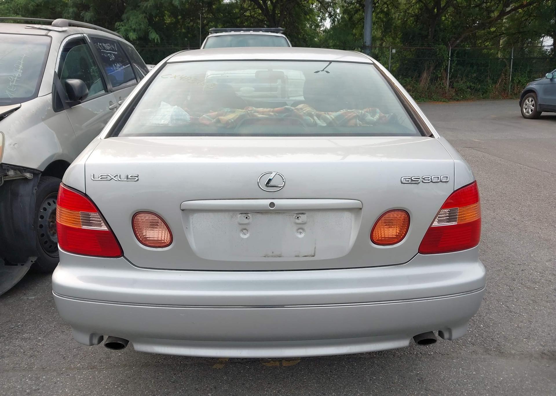 1999 LEXUS GS 300