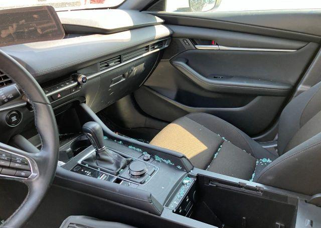 2025 MAZDA 3 PREFERRED