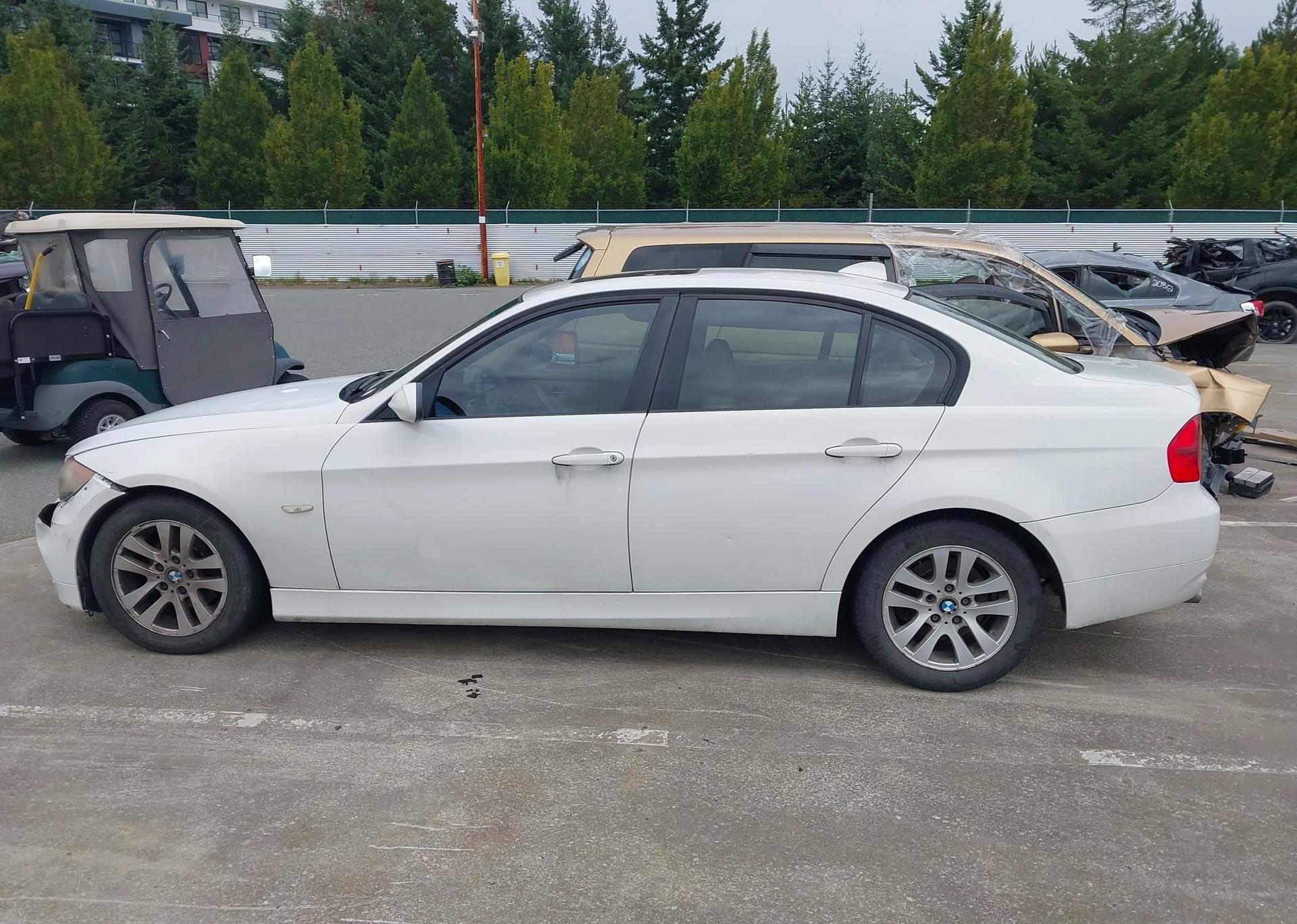 2006 BMW 325I